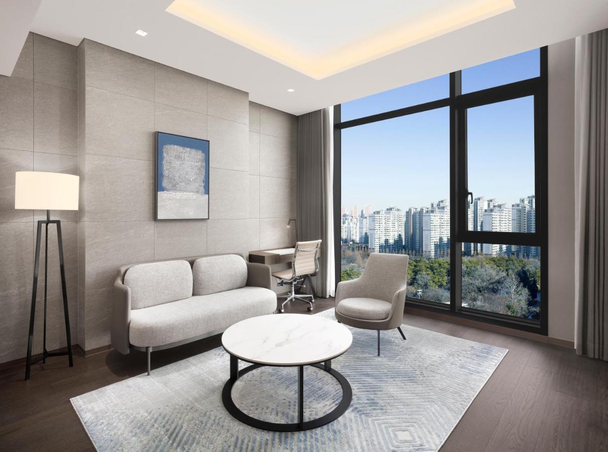 Four Points By Sheraton Suwon Exterior foto