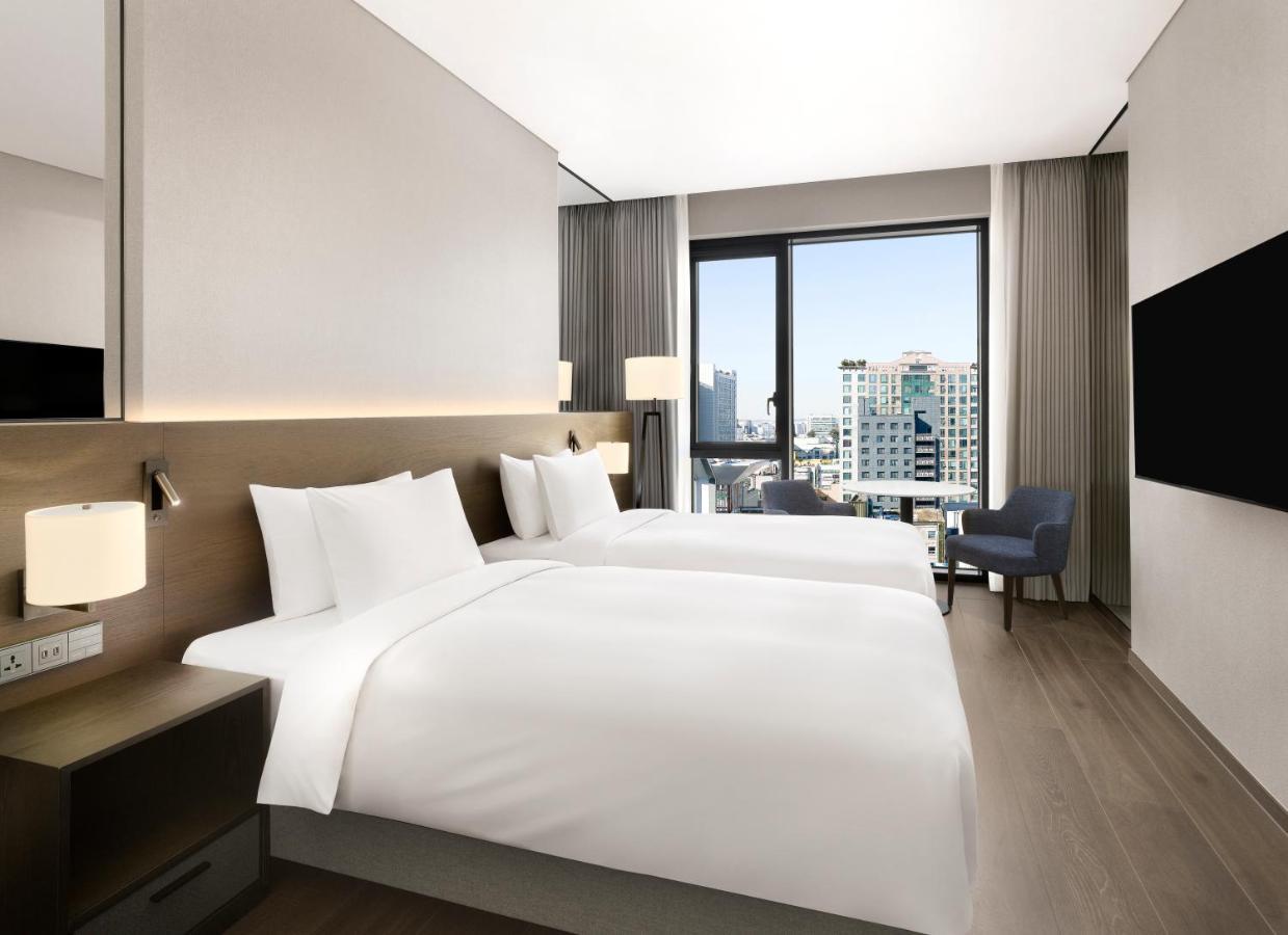 Four Points By Sheraton Suwon Exterior foto